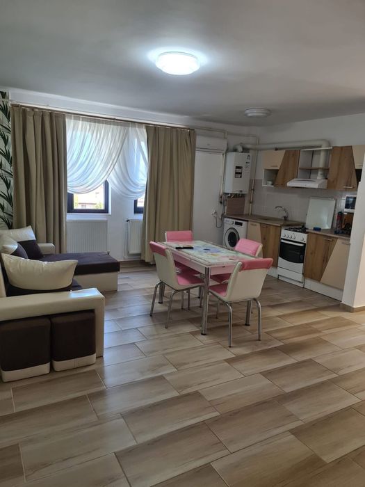 Inchiriez apartament Mamaia