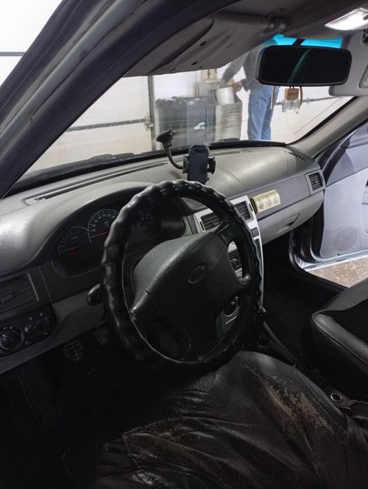 Продам срочно приору