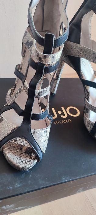 Оригинални сандали Liu Jo Змийски принт