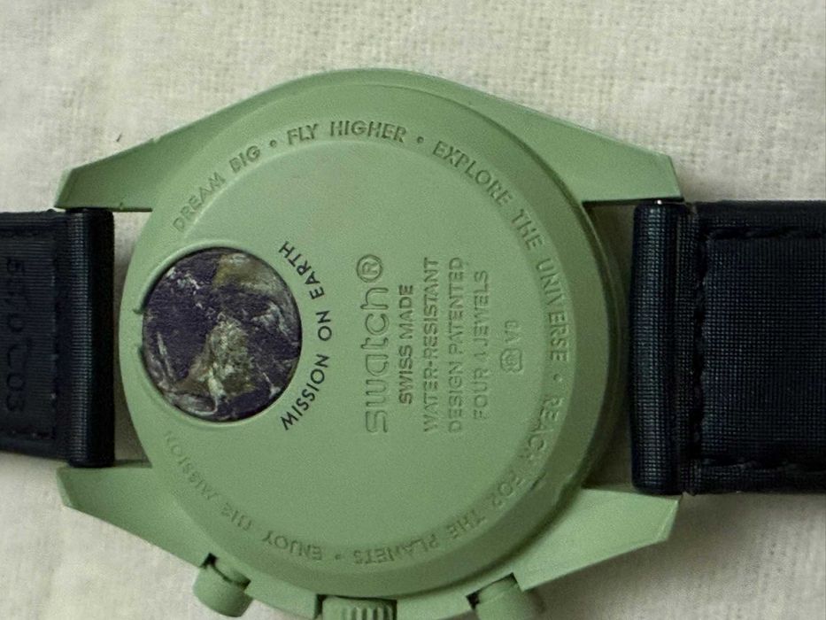 Ceas Omega Swatch MoonSwatch Mission on Earth