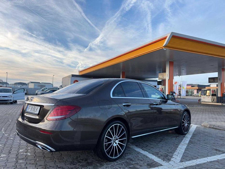 Mercedes-Benz W213 E-Class 220d Avantgarde