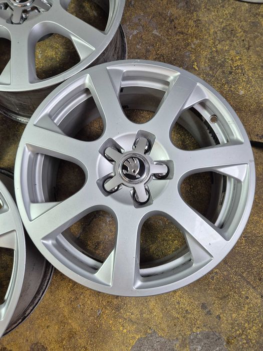 4 Jante Aliaj 5x112 17'' OEM Skoda Octavia Superb Karoq Kodiaq YETI / VW Golf Passat Touran Sharan Caddy T-ROC Tiguan Scirocco !!