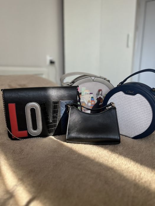 Чанти -нови са три от тях