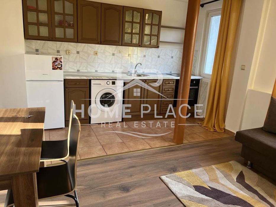 Дава се под наем Двустаен апартамент в Варна, Цветен квартал - 50 кв.м за 408.51 € - Снимка #1