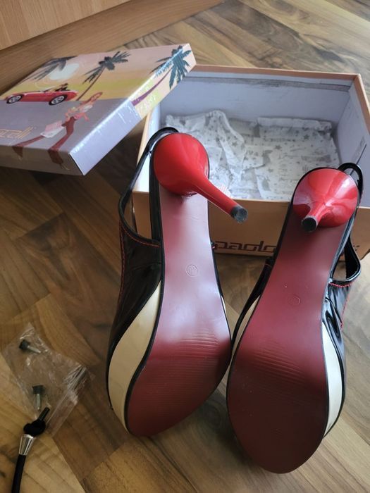 Дамски официални обувки