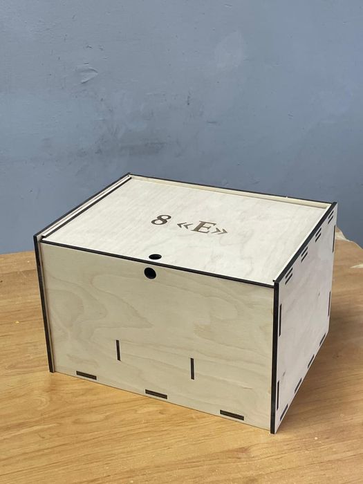 Коробки в школу для смартфонов