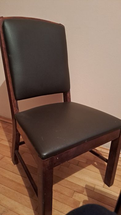 Столове от масив