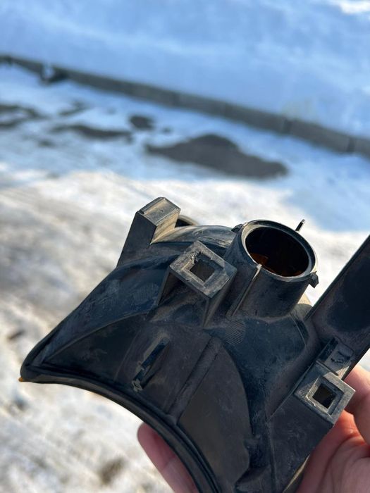 Продам оригинальные привозные поворотники на E34