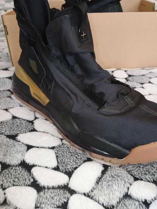 Продавам  Jordan AiR SOLE