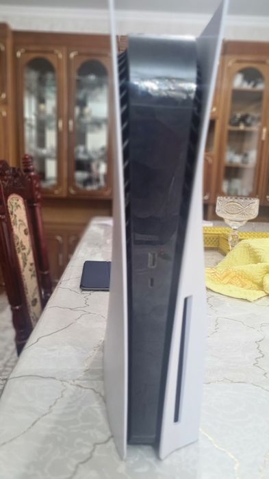 Play station 5 в хорошем состоянии