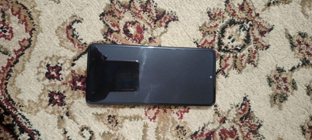 Redmi not 11 pro satiladi karobka joq 1.100 mln