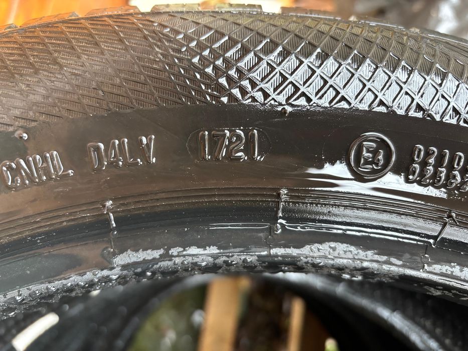 Vand set anvelope iarna Continental 205 55 R19 XL