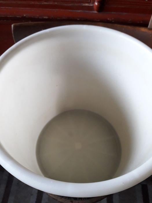 Пылесос "безпроводной безшумный".