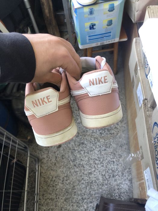 Nike обувки нови и оригинални