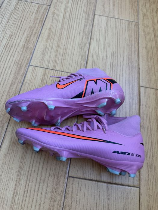Adidași fotbal copii  crampoane Nike Airzoom marimea 39