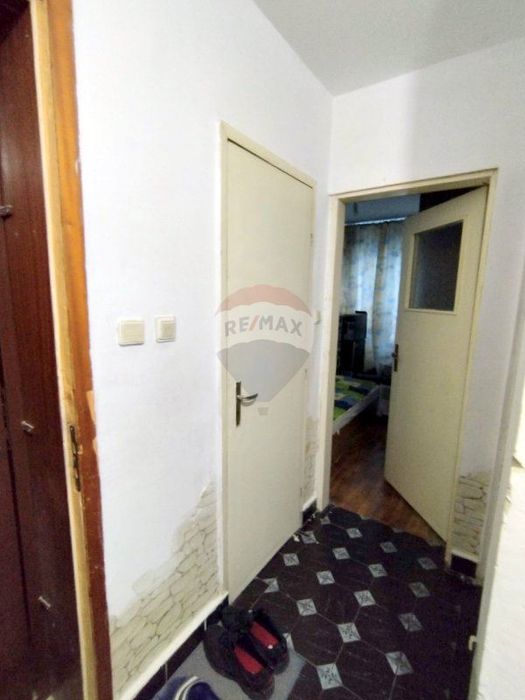 Продава се Тристаен апартамент в Варна, Победа - 84 кв.м за 1881 €/кв.м - Снимка #5