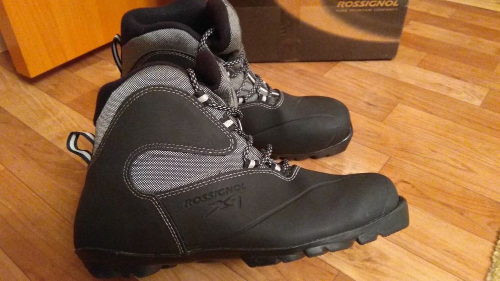 Лыжные ботинки Rossignol