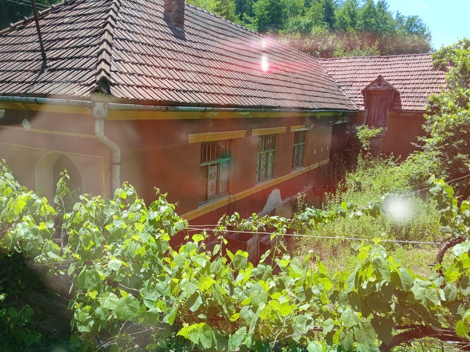 Vand casa cu două corpuri in Slatina de Mures