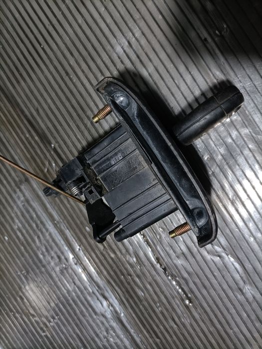 Încuietoare butuc spate Renault Clio symbol