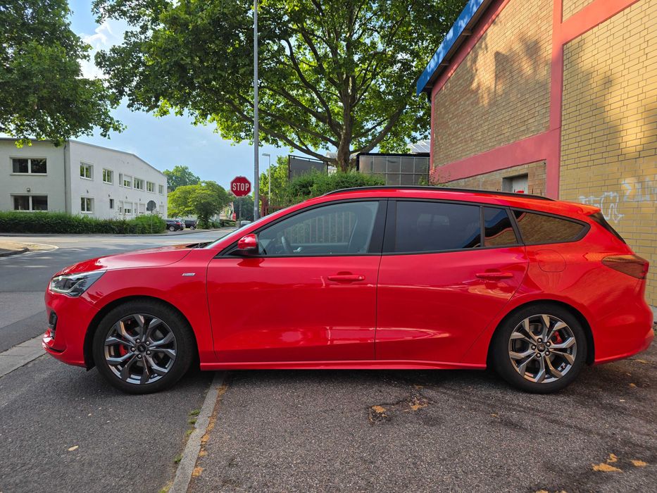 FORD Focus 2024 — imagine 4