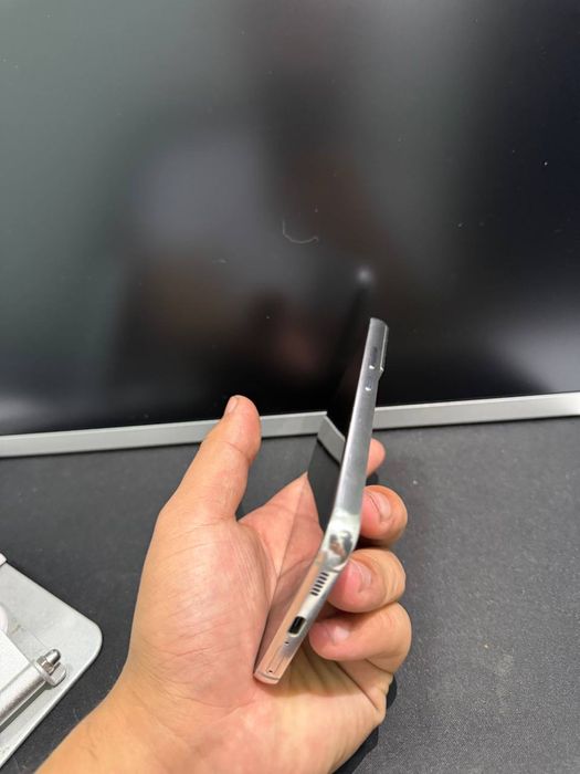 Samsung s22 8/256 gb