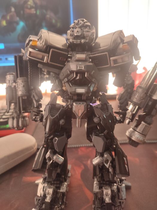 Transformers masterpiece mpm06 Ironhide weapon master