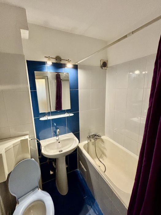Vând apartament 3 camere Pitești