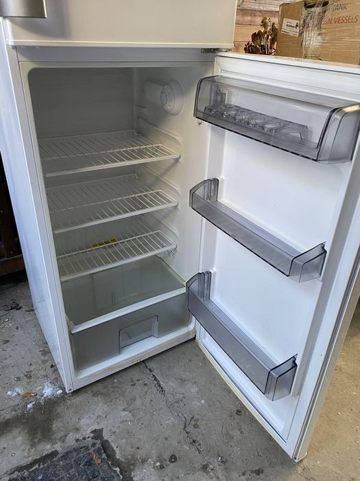 Vand  frigider Artic