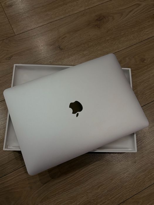 macbook Air M1 256gb