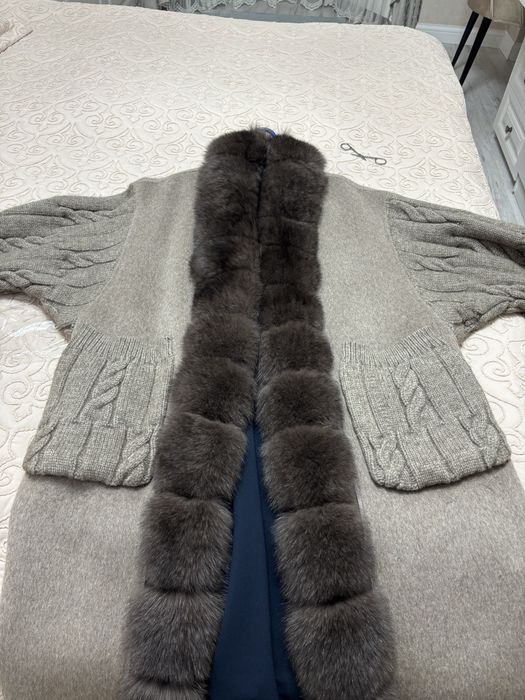 Продам пальто очень красивый