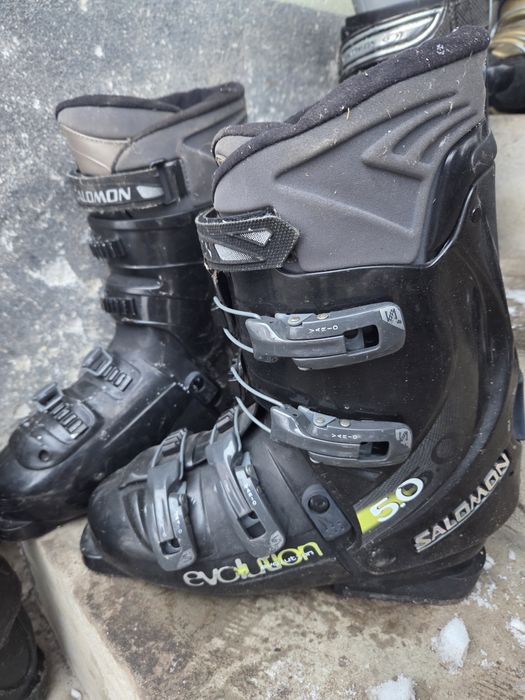 Claparii diferite modele marimi de la 36 la 40