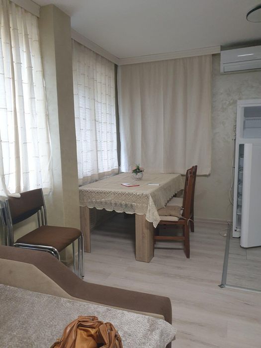 Дава се под наем Двустаен апартамент в Пловдив, Кършияка - 70 кв.м за 500 € - Снимка #2