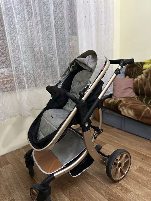Продам коляску в отличном, чистом состоянии