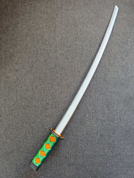 Меч катана с хамелеонова зелено и синя оплетка и разтегателно острие