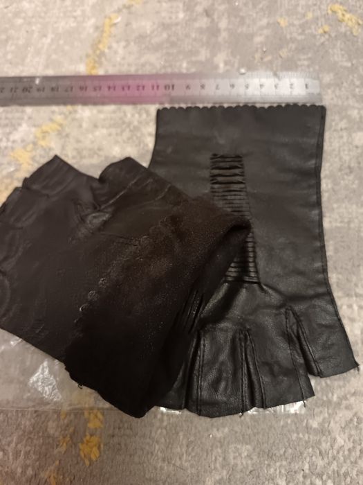 Перчатки кожаные без пальцев