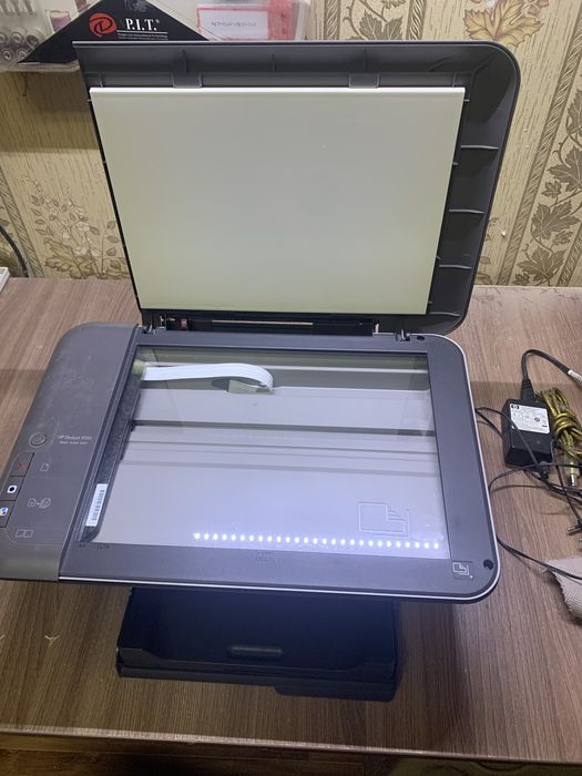Принтер струйный HP Deskjet 1050