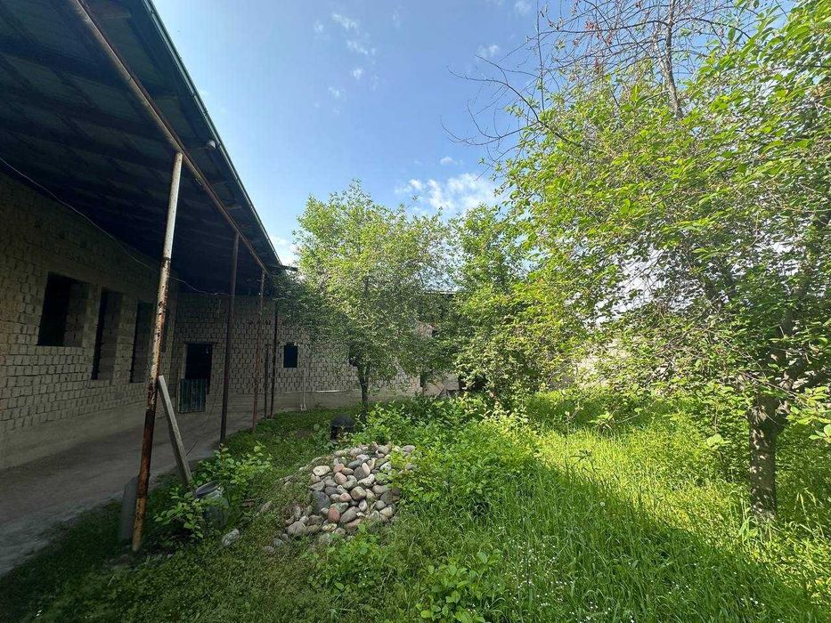 6 sotix, 5 xonali uy (karobka) – срочно sotiladi 1 sotixi 17 500$