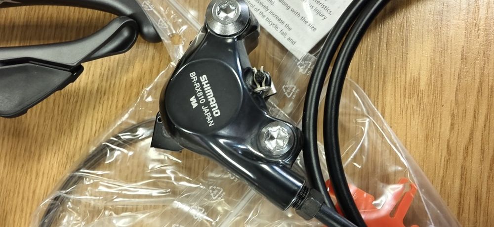 НОВИ Команди SHIMANO GRX Disc Brake Set Shift- | Brakelever ST-RX810 + BR-RX810 Flat Mount