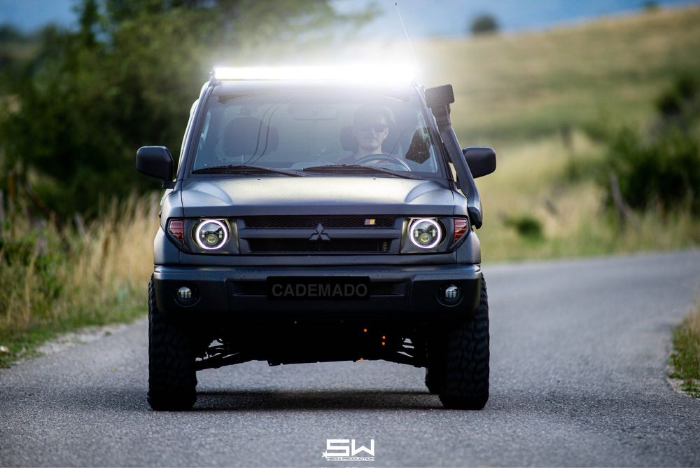 Plastic Adaptoare  Faruri LED Pajero Pinin