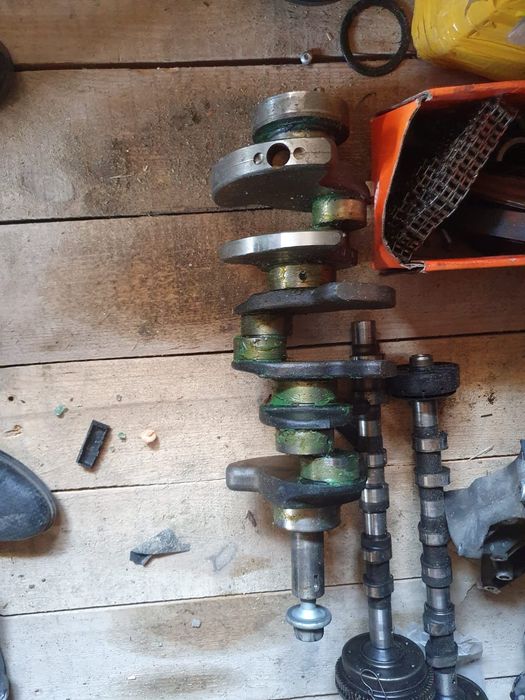 Mercedes,  land rover