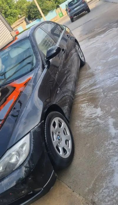 Vand BMW E90 2.0i