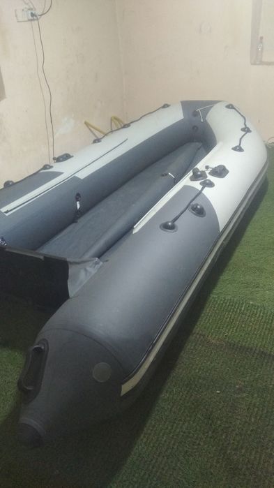 Лодка Ривьера 3.600