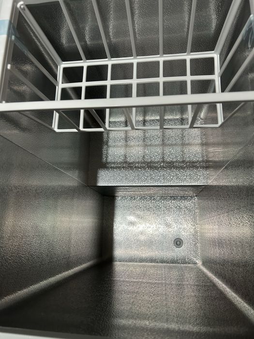 Морозильник новый 80 л