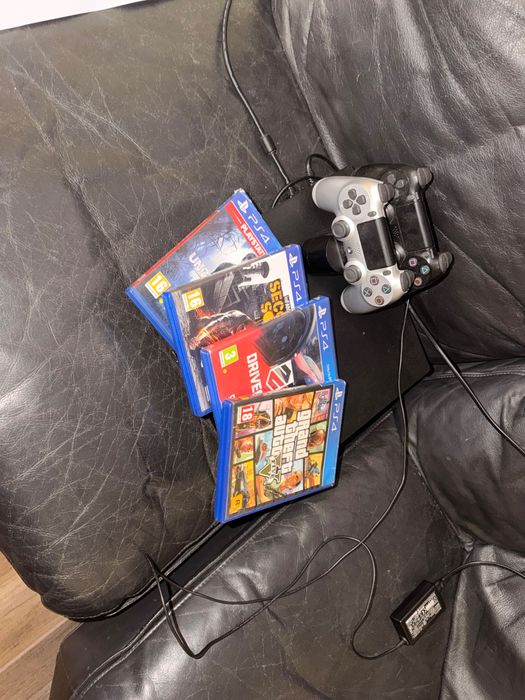 PlayStation 4 pro 1 TB с игри