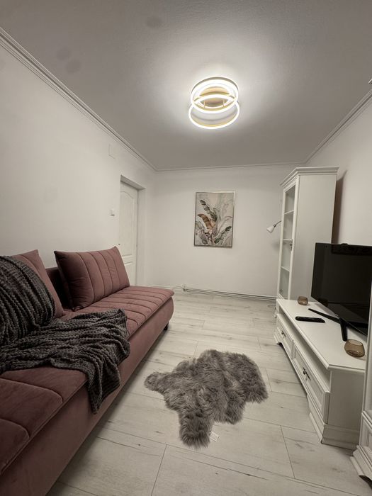 Inchiriez in regim hotelier apartament 2 camere B-dul T. Vladimirescu