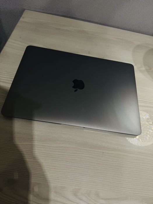 MacBook Air 13 с гарантией!