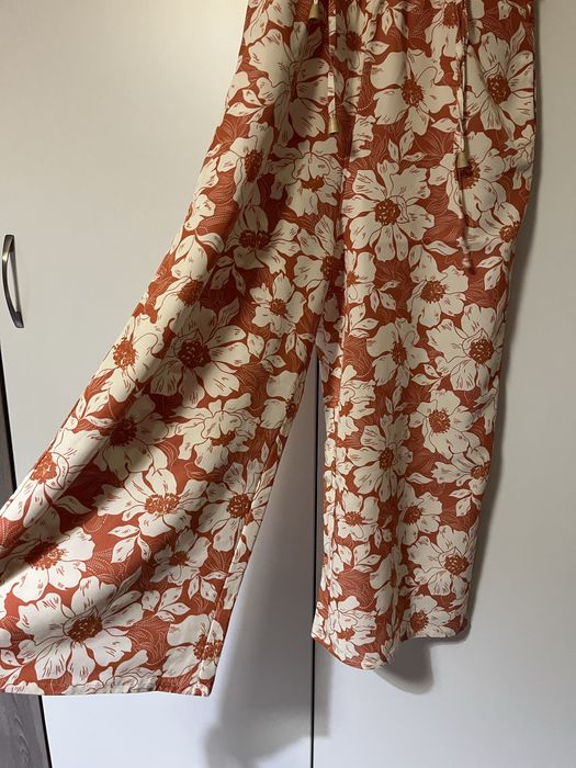 Гащеризон на цветя Mango XS