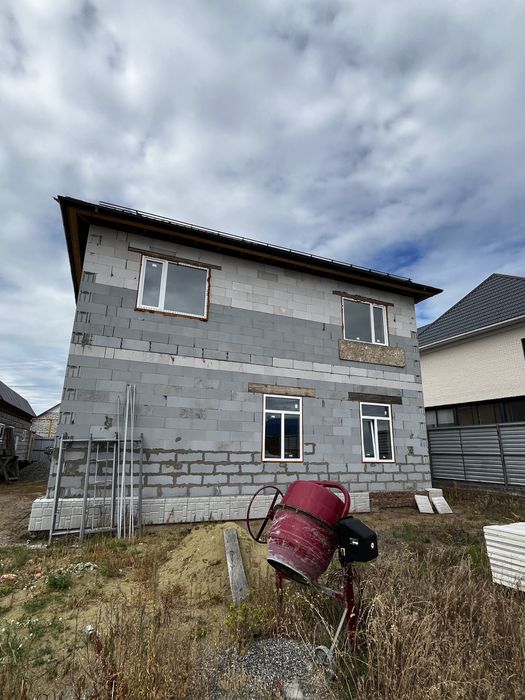 Продам двухэтажный дом в городе Тобыл