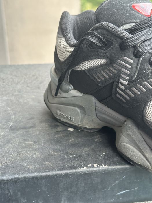 Обувки  New balance 9060 черни