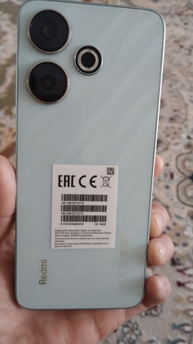 Новый телефон в упаковке